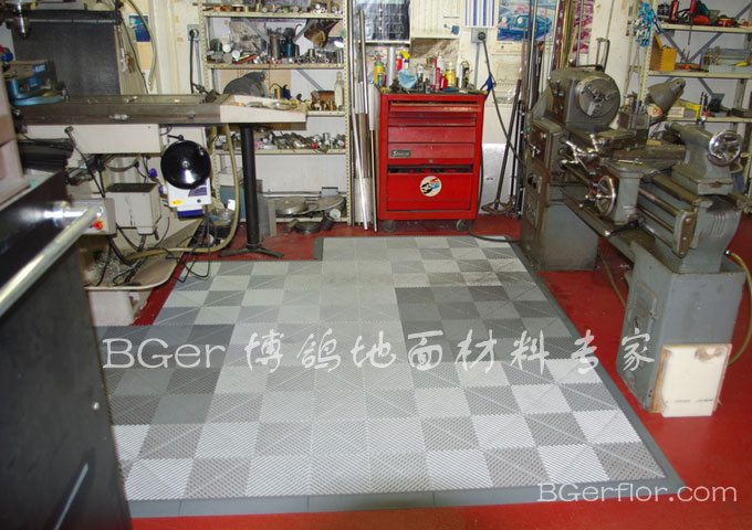 工廠車間防滑 耐油地墊 車間耐壓耐磨地板材料 車間加工區(qū)地面處理 設備周邊鋪設地墊